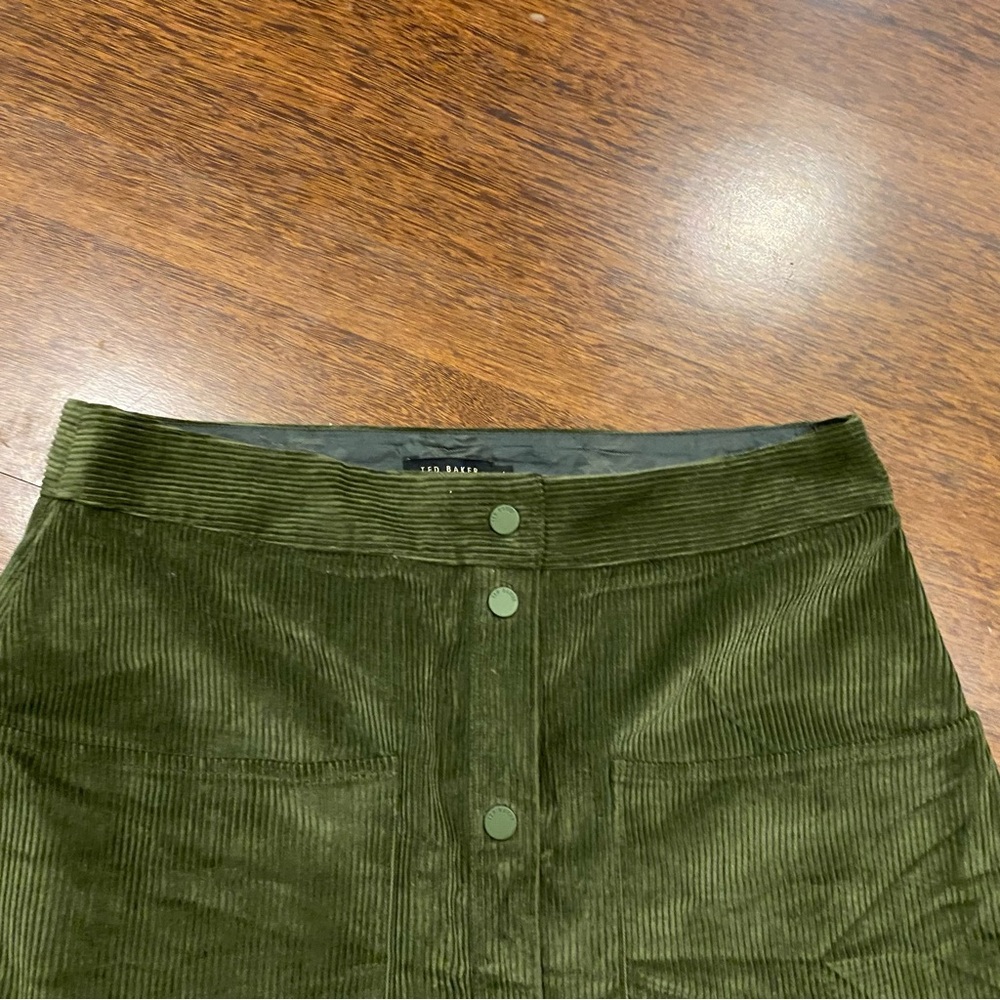 Ted Baker London Mini Hunter Green Women’s Corduroy Front Button Down Skirt - Picture 3 of 6